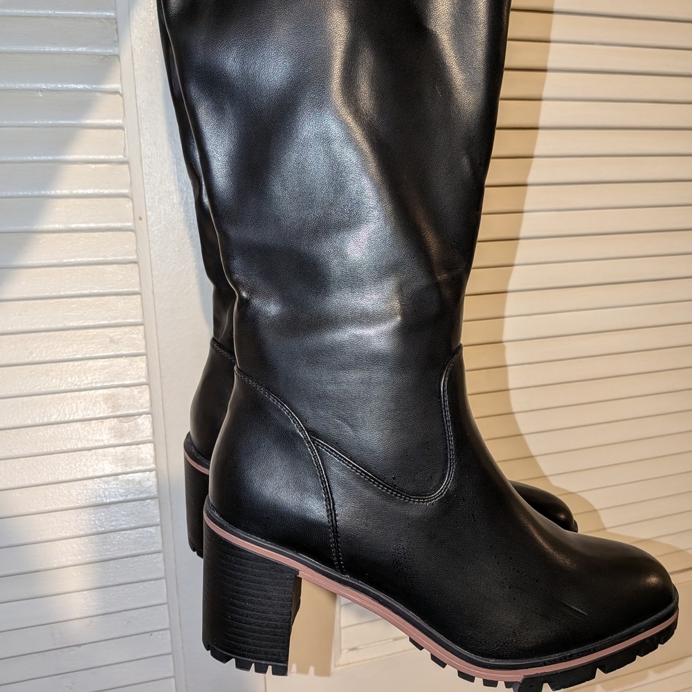 Ladies Elegant Black Heeled Boots for Women Sz 9.5